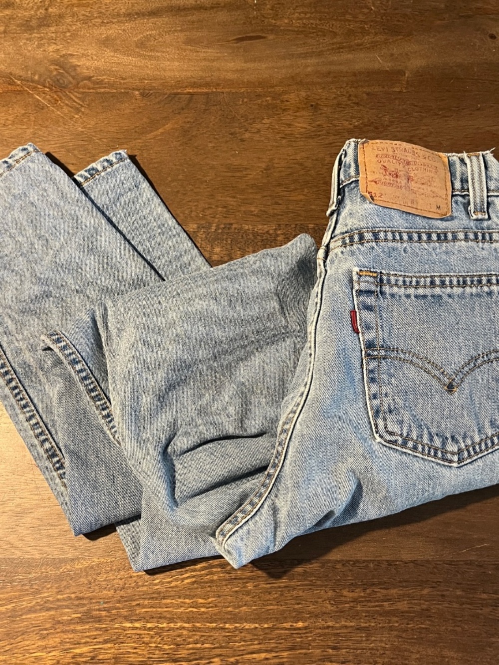 Vintage 1990s Distressed Levi’s 512 Women Jeans Size 22